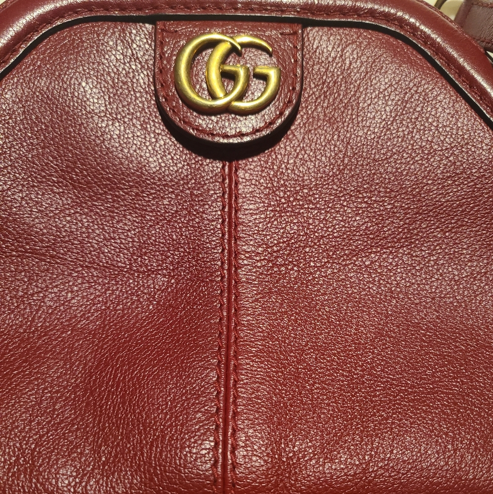 Authentic Medium Red Leather Gucci - Picture 6 of 14